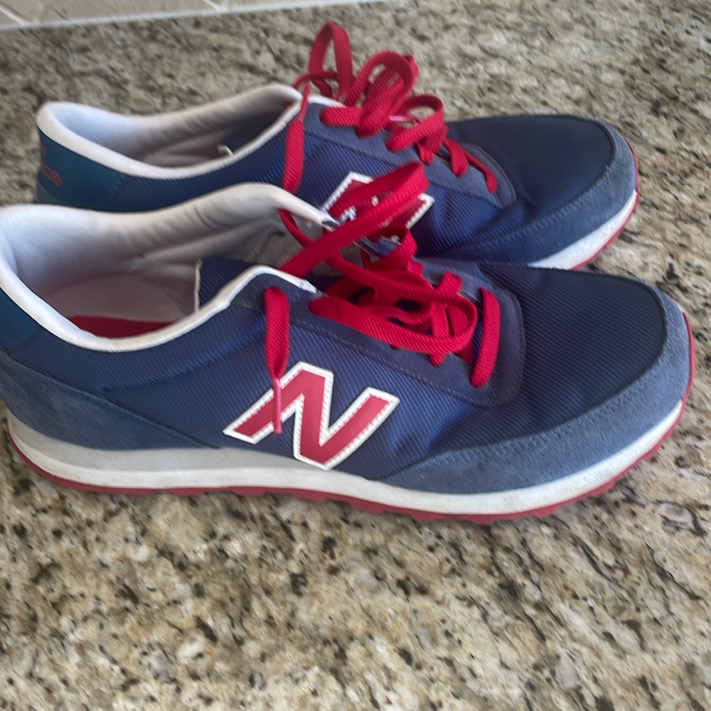 New balance men's shoes - great condition 501